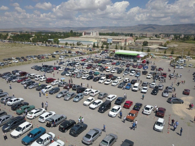 2. El Araç Piyasasının Kalbi