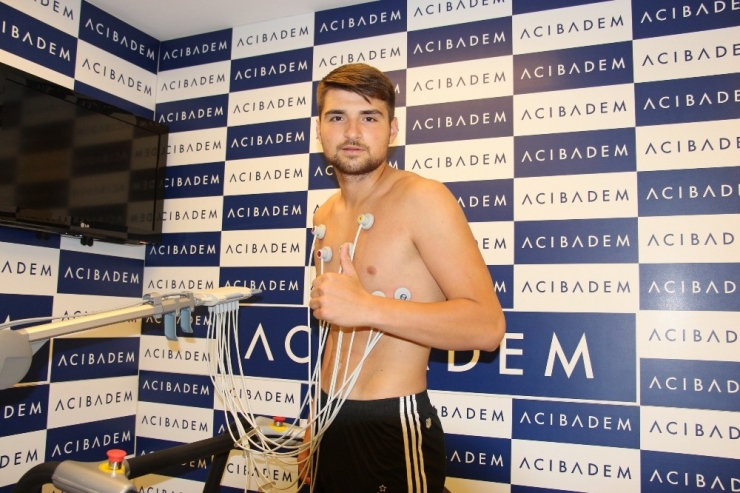 Beşiktaş’ta Sağlık Kontrolleri Sürüyor