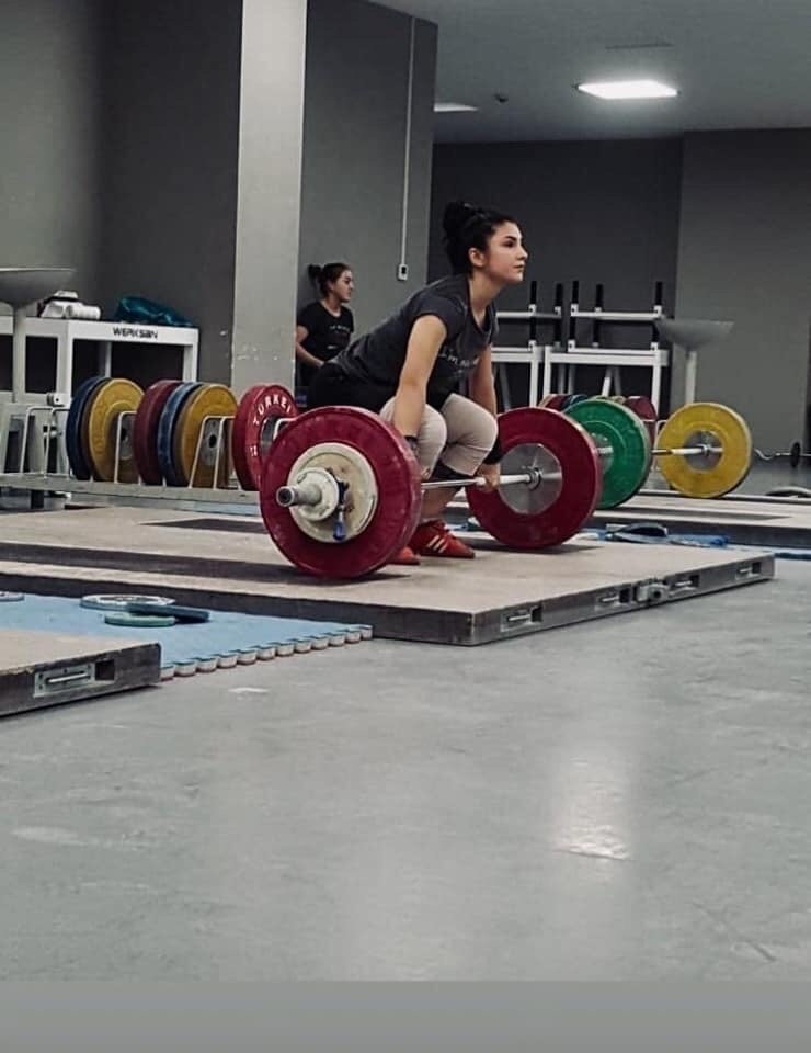 Milli Halterciler Dünya Şampiyonasına Hazırlanıyor