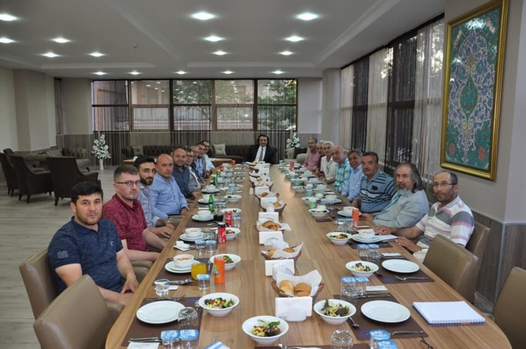 Altıntaş’ın Sorunları Konuşuldu