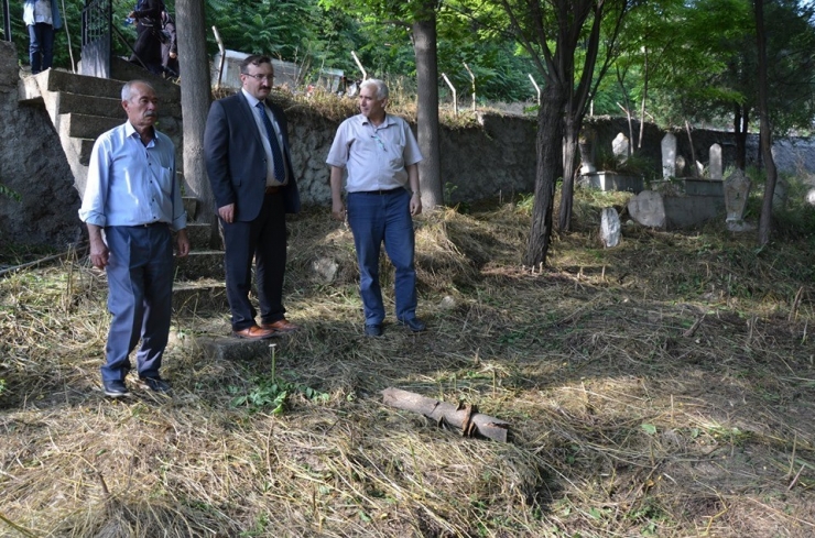 Başkan Hüseyin Doğan: Mezarlıklar Bizlerin Ortak Mirası