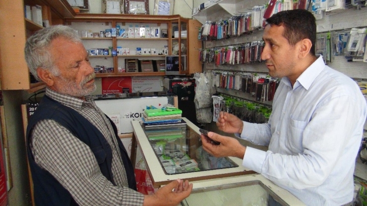 Cep Telefonu Bulan Vatandaştan Örnek Davranış