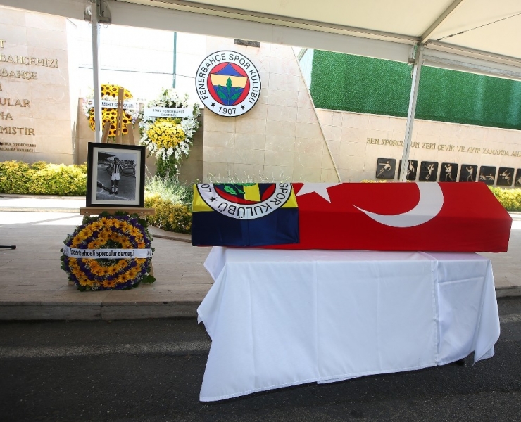 Şükrü Birand İçin Tören Düzenlendi