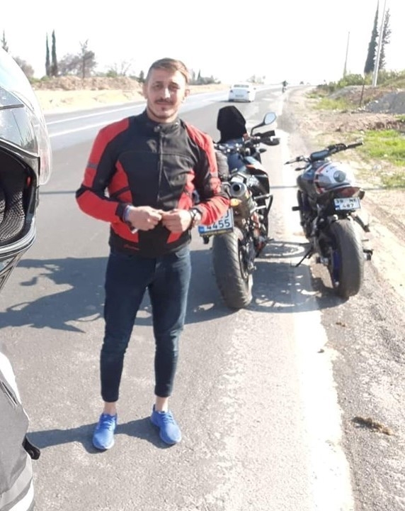 Arkadaşına Verdiği Kaskı Ölümüne Sebep Oldu