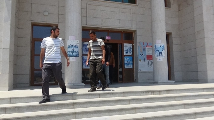 Hatay’da 8 Göçmen Yakalandı