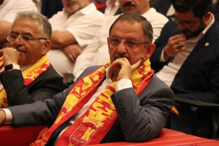 Kayserispor’da Başkan Erol Bedir Güven Tazeledi