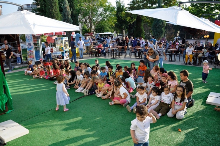 "Karne Hediyesi Çocuk Şenliği" Etkinliği
