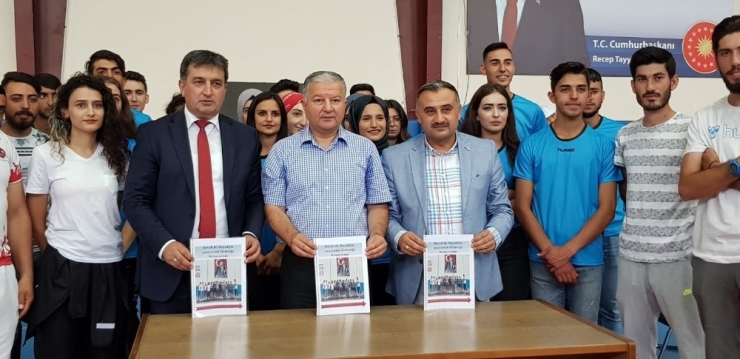 Develi’de Yaz Spor Okulları Muhteşem Gösterilerle Açıldı