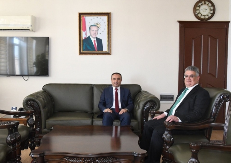 Val Soytürk’den Mevkidaşı Adıyaman Valisi Pekmez’e Ziyaret