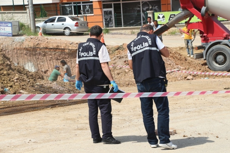 Yol Verme Kavgasında Silahla Bacağından Vuruldu