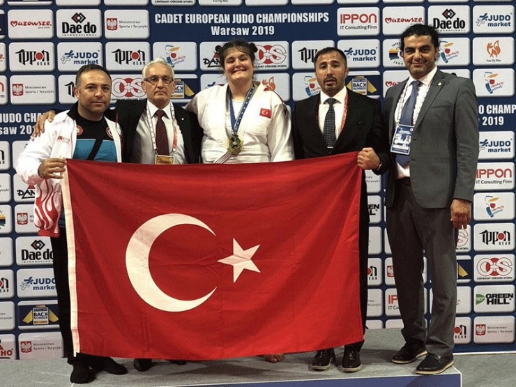 Manisalı Judocu Avrupa Üçüncüsü Oldu