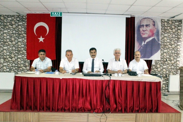 Salihli’de Yıl Sonu Değerlendirme Toplantısı Yapıldı