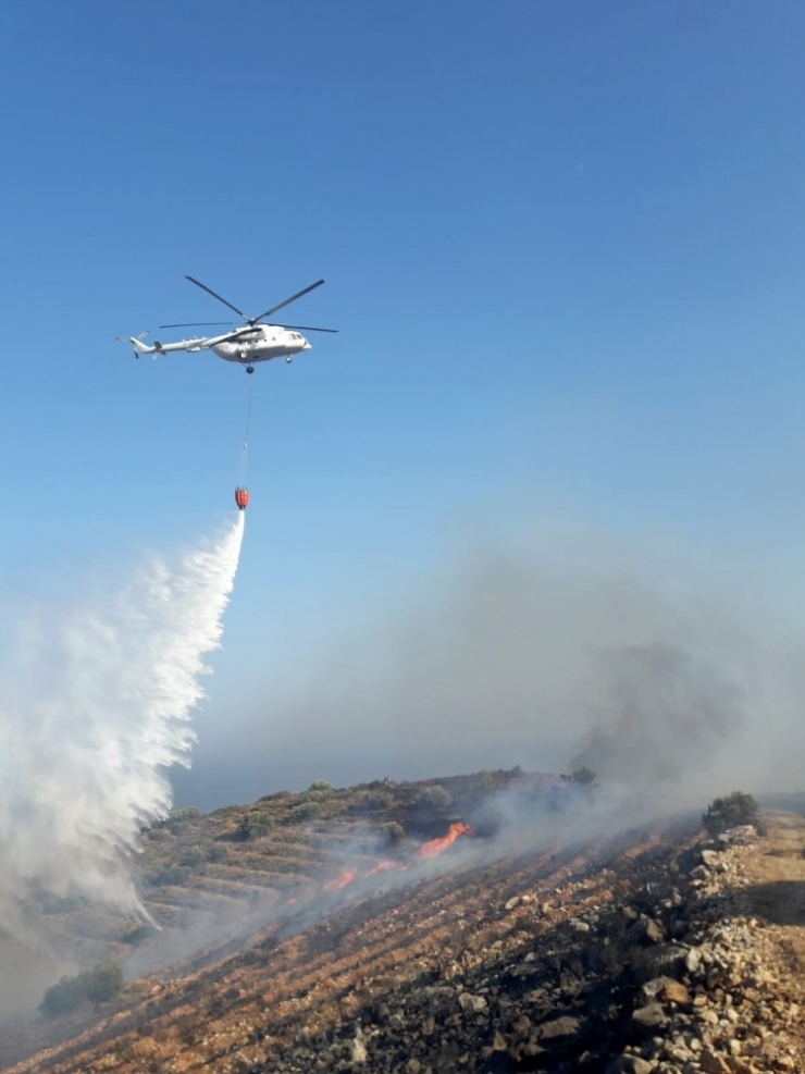 Datça’da Makilik Yangını Sürüyor