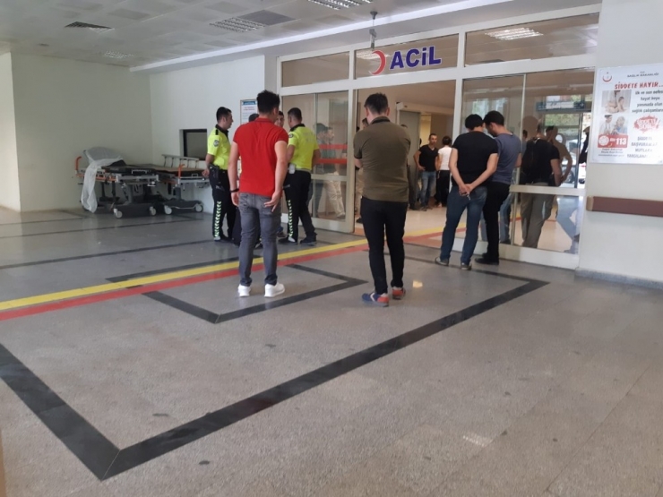 Siirt’te Motosiklet Bariyere Çarptı: 1 Yaralı