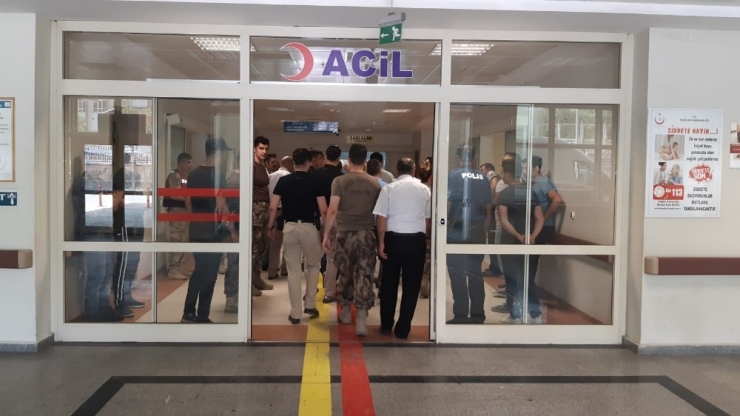 Siirt’te Motosiklet Bariyere Çarptı: 1 Yaralı