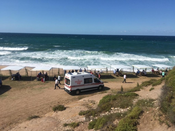 Şile’de Dev Dalgalar 21 Yaşındaki Genci Yuttu