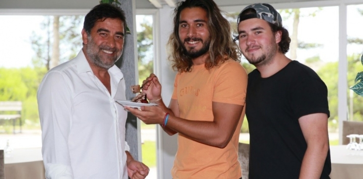 Ünal Karaman’a Süpriz Doğum Günü