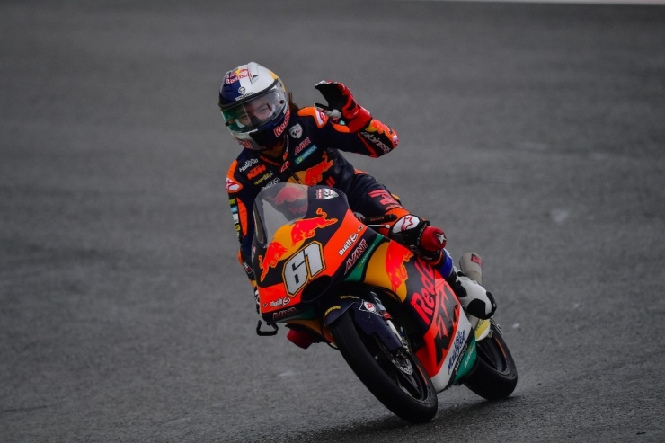 Can Öncü Hollanda’da Sahne Alıyor