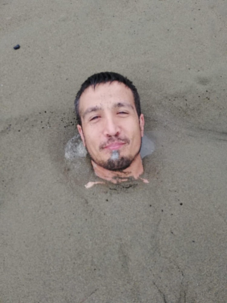 Son Fotoğrafını Boğulduğu Deniz Kenarında Çekti