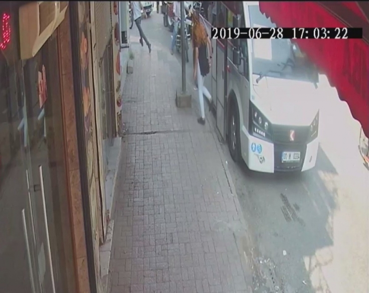 Dolmuşta Hırsızlık Yaptı, "Tövbe Etmiştim Dayanamadım" Dedi