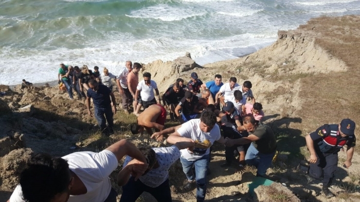İstanbul’da Denizde Şortunu Yıkayan 2 Çocuk Boğuldu