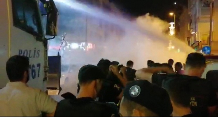 Küçükçekmece’de Küçük Kıza Taciz İddiası Mahalleliyi Sokağa Döktü