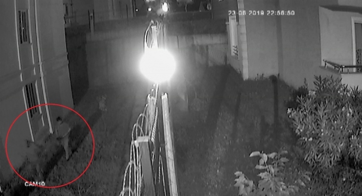 Girdikleri Evlerden 100 Bin Tl’lik Vurgun Yapan Hırsızlar Tutuklandı