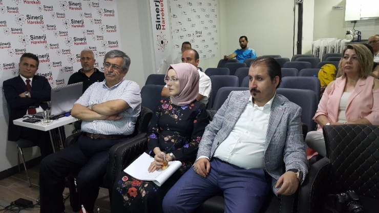 ‘Yunus’un Dilinden Yunus’ Konferansı