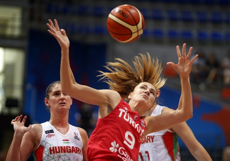 A Milli Kadın Basketbol Takımı, Galibiyetle Veda Etti