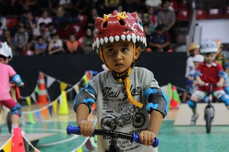 Yaz Spor Okullarının Açılış Töreni Gerçekleştirildi