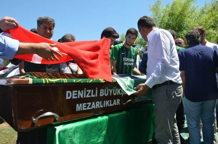 Denizlispor’da Eski Başkan Ali İpek İçin Tören Düzenlendi