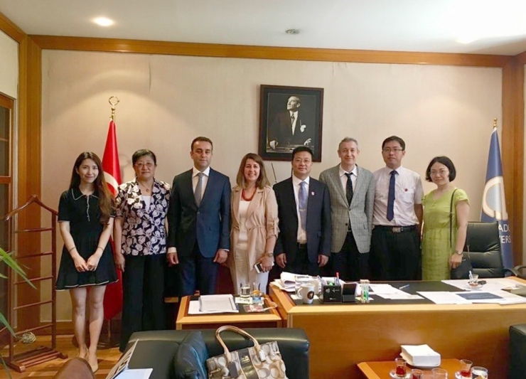 Çin Açık Üniversitesinden Anadolu Üniversitesine Ziyaret