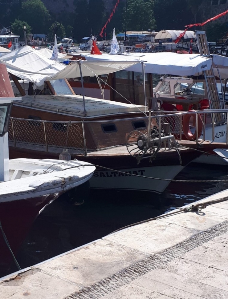 İki Deniz Aracına 36 Bin Lira Sintine Atığı Ceza