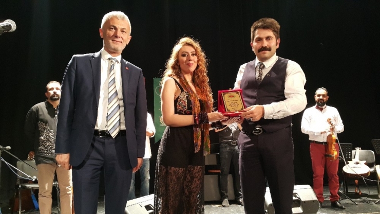 Eskişehir’de ‘5 Dilde Muhteşem Konser’ Coşkulu Geçti