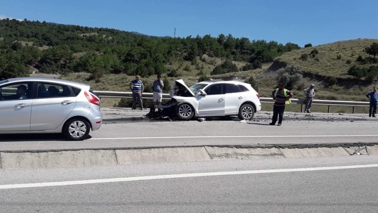 İş Makinesine Arkadan Çarpan İş Adamı Kazada Öldü