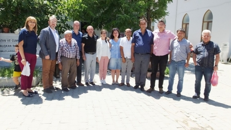 Balıkesirli Kadın Muhtar Binlerce Vatandaşı Hayırda Buluşturdu