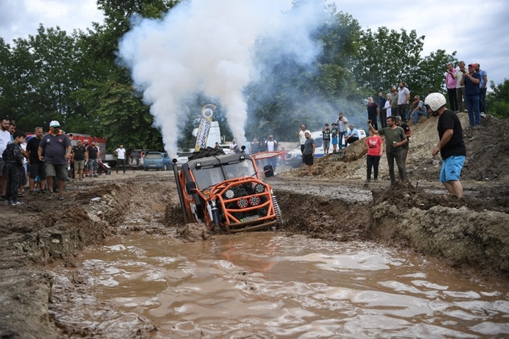 Kartepe’de Off-road Heyecanı Nefes Kesti