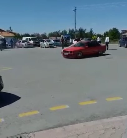 Bu Da Düğün Konvoyu Drifti