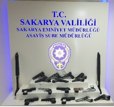 Polis Ekiplerinden Suçlulara Baskın: 208 Tutuklama