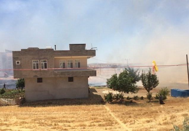 Anız Yangını Korkuttu