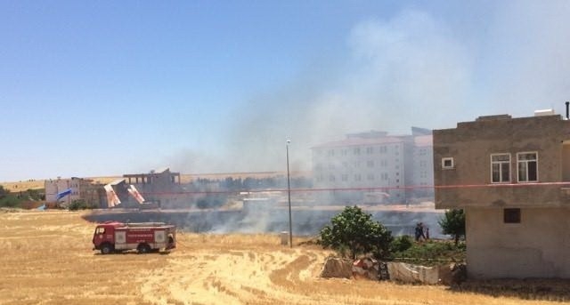 Anız Yangını Korkuttu