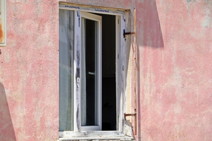 Hırsız Sandı, Sapık Çıktı