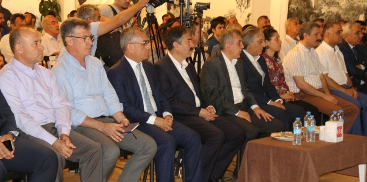 Beyazgül Gündemle İlgili Açıklamalarda Bulundu