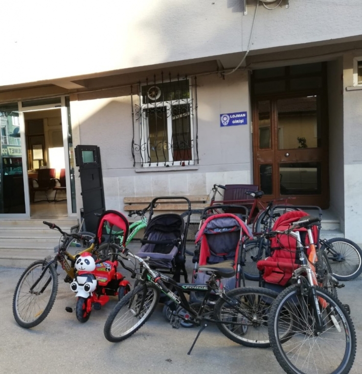 Bebek Arabası Hırsızı Son İşinde Yakalandı