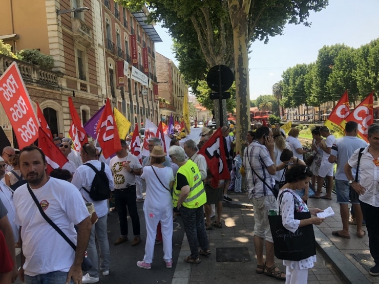 Fransa’da Acil Servis Çalışanları Grev Yaptı