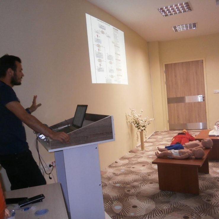 Hastane Personeline ’Temel Yaşam Ve İleri Yaşam Desteği Eğitimi’