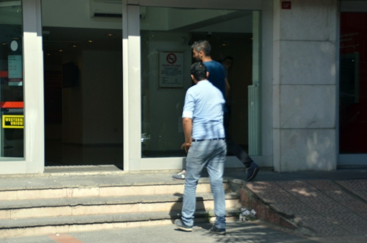Bayrampaşa’da Banka Soygunu Girişimi
