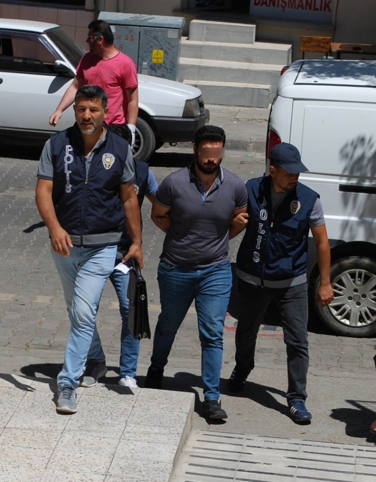 23 Yaşındaki Genci Bıçakla Öldüren Zanlı Tutuklandı