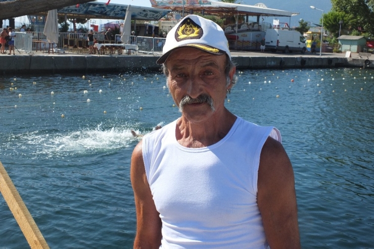 Mustafa Gül 45 Yıl Sonra Tahtını Devretti