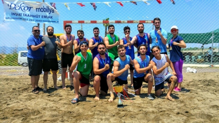 Namağlup Şampiyon Oldular